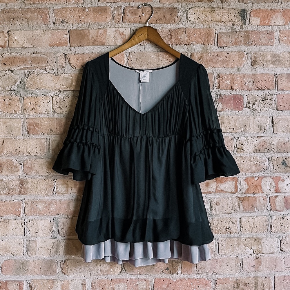 NWT Tony Cohen Romantic Ruffle Top